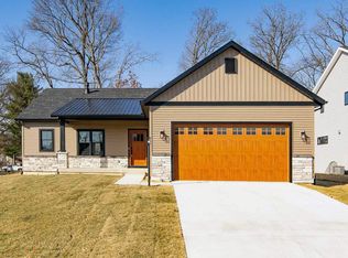 12925 Brick Rd, Granger, IN 46530