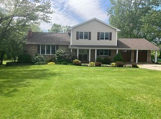 899 Mill Rd, East Aurora, NY 14052