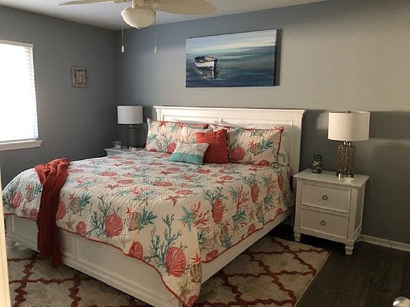 Second bedroom with a king and shared en-suite