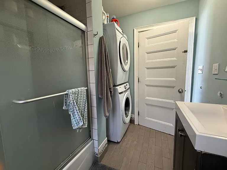 12 Braemore Rd #2 — Photo 18