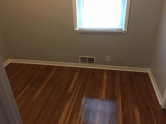 3rd image of 2211 E Holt Ave #A