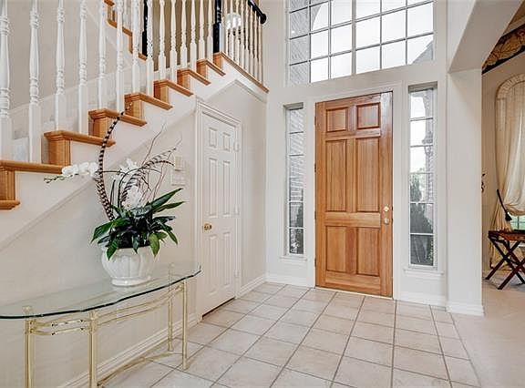 4th image of 4105 Wellington Dr