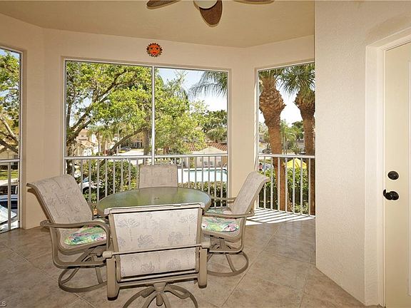 3rd image of 9050 Las Maderas DR #201