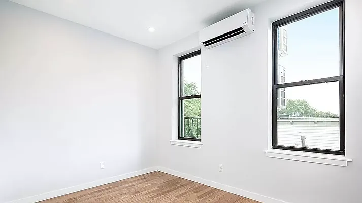 Rented by WaterStone Group, LLC | media 19