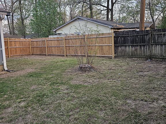 3rd image of 10224 Jana Dr