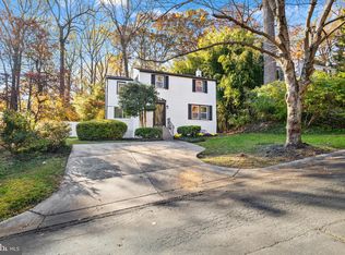 9002 Eton Rd, Silver Spring, MD 20901