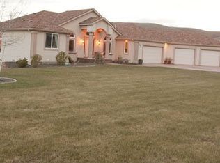 26206 E Sunset Meadows Loop, Kennewick, WA 99338