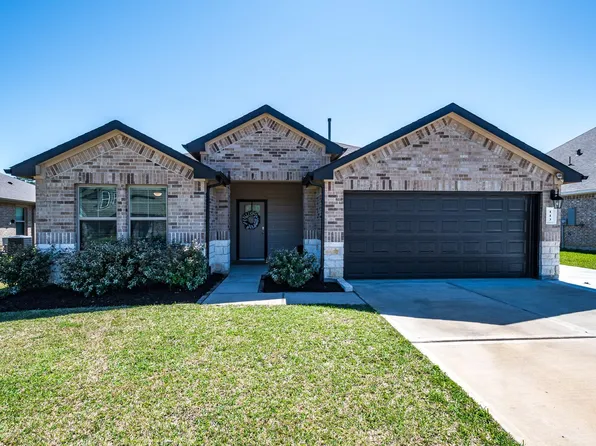 113 Big Spring Dr, Anahuac, TX 77514