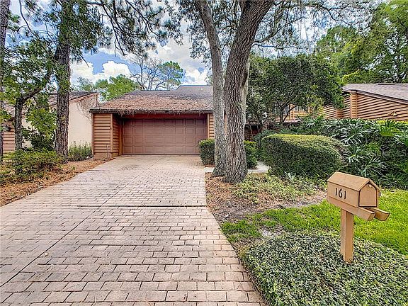 Home For Sale In The Springs