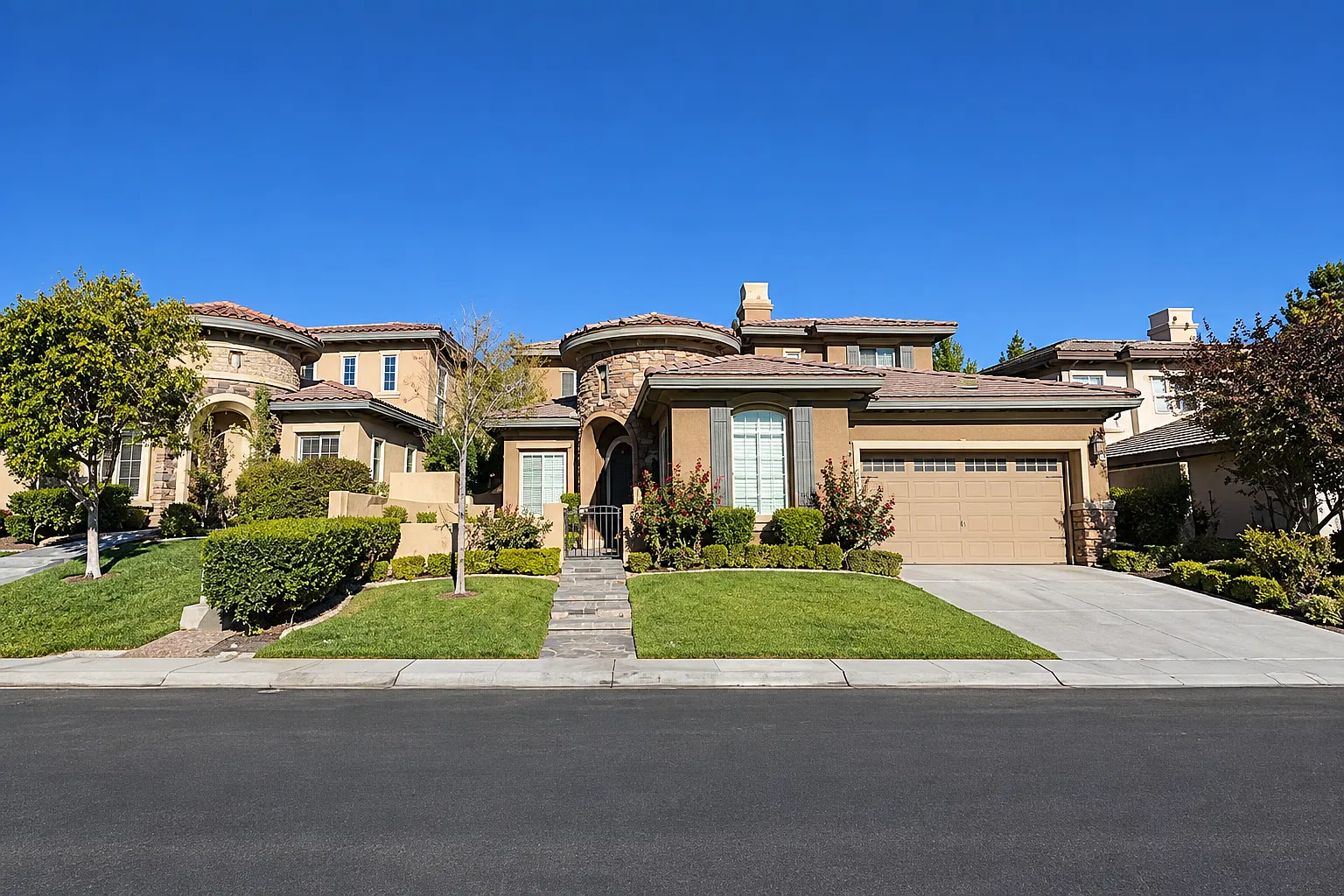173 Popolo Dr — Photo 1