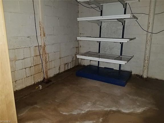 4th image of 3507 Millbrook Dr