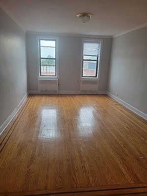 1st image of 303 Webster Ave APT 5B