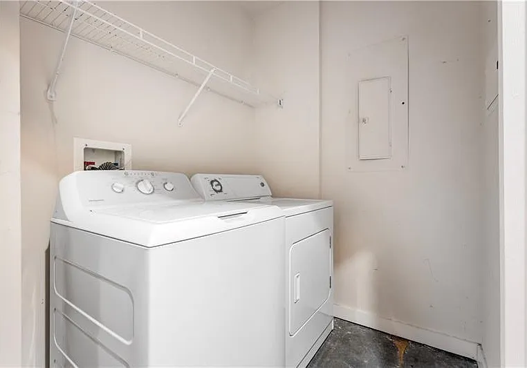 250 Pharr Rd #308 — Photo 16