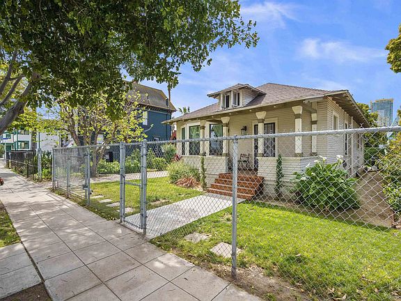 3rd image of 422 22nd St