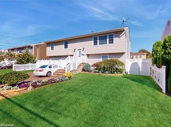 2727 Lee Place, Bellmore, NY 11710