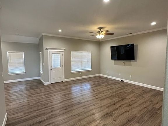 3rd image of 7010 Coldwater Dr