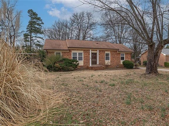 4th image of 1312 Rotherwood Rd