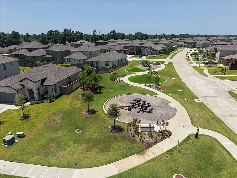 14866 Ash Landing Dr — Photo 2