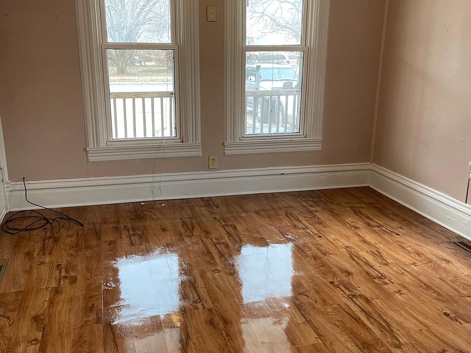 1st image of 423 S 9th St #N