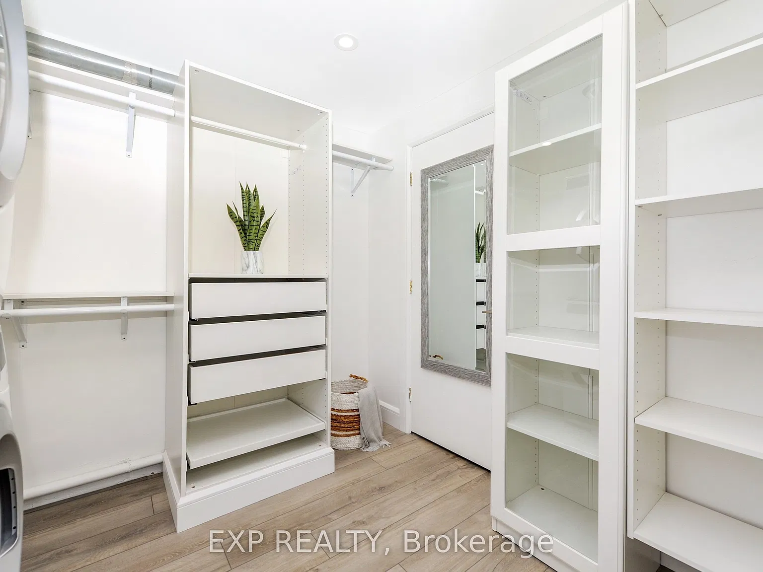 1 bed, $2,250 — Photo 2