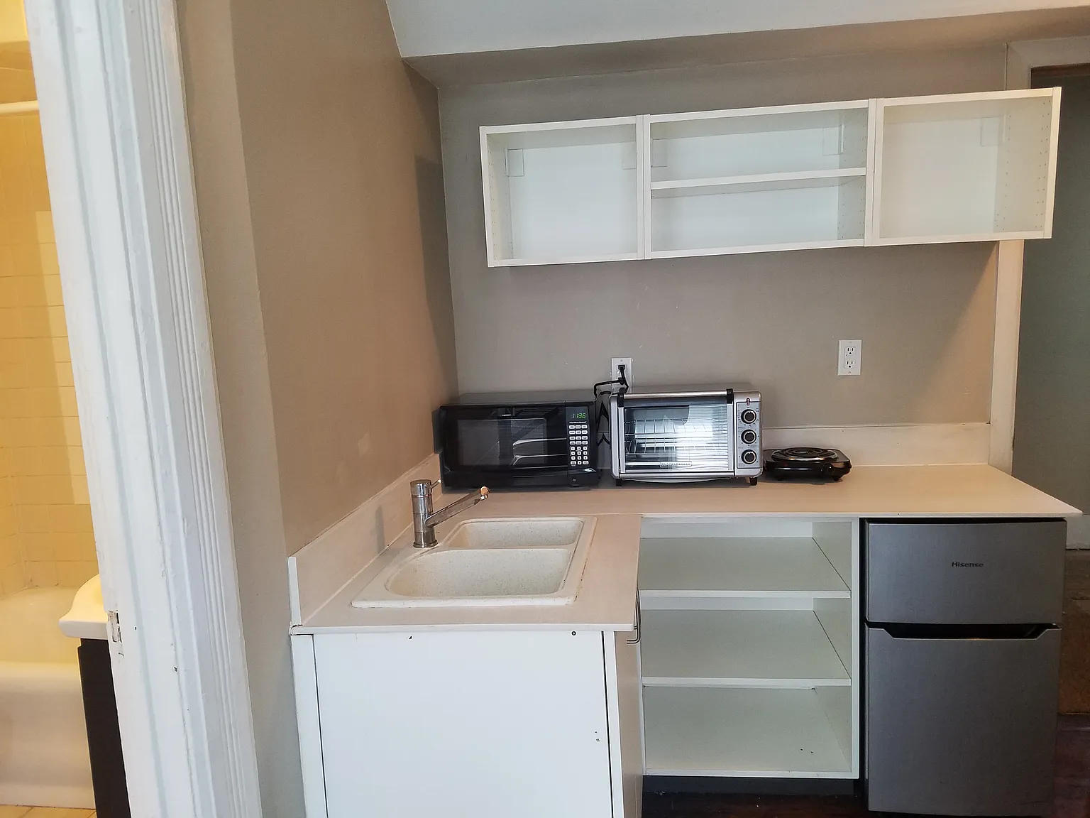 1302 S 31st St — Photo 3