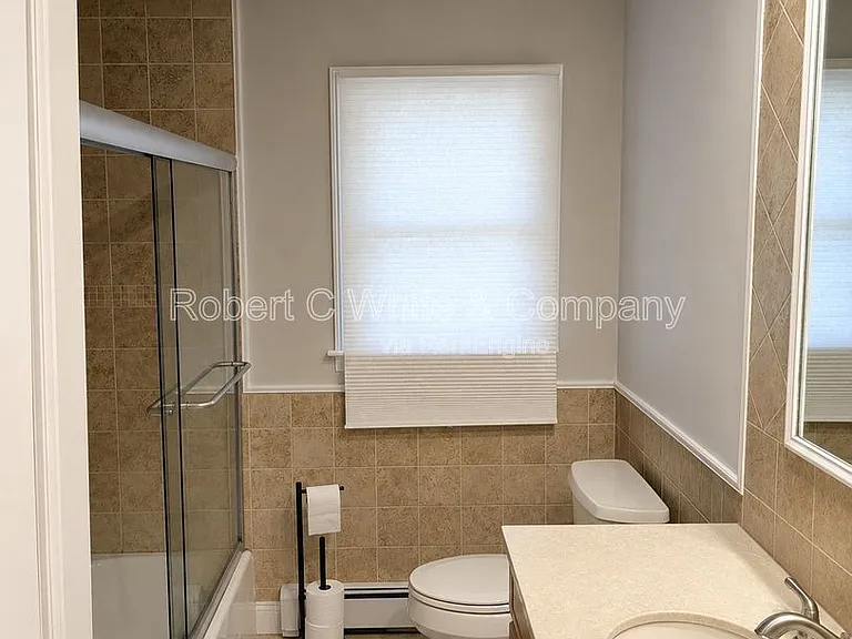 1040 Daniels Farm Rd — Photo 12