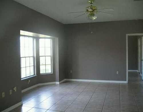 5th image of 653 Twin Lake Ave