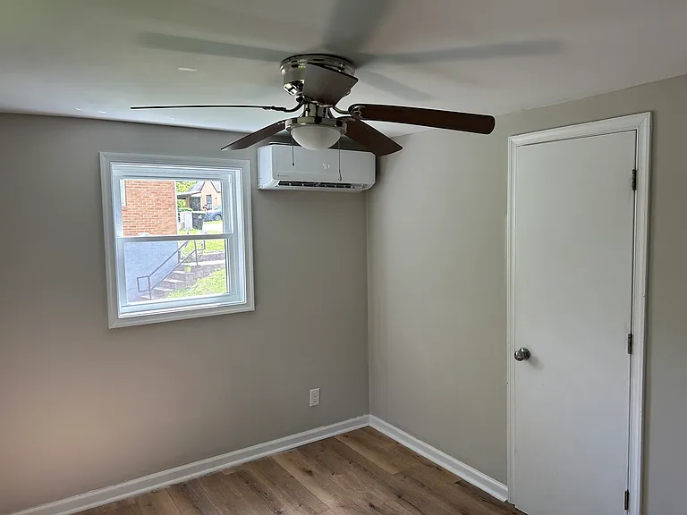 257 Sunset Dr — Photo 6