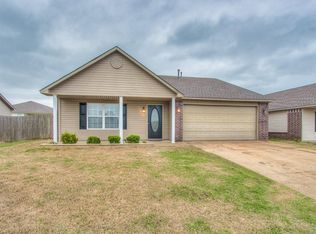 12004 E 111th St N, Owasso, OK 74055