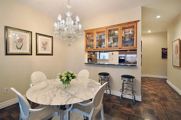 Sold by Corcoran | media 3