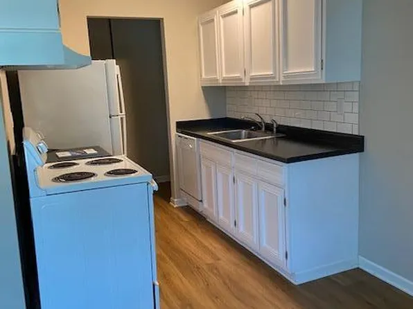 809 Smetana Rd APT 6, Hopkins, MN 55343