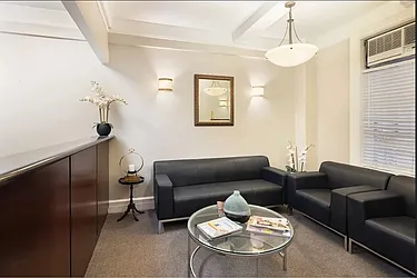 895 Park Avenue