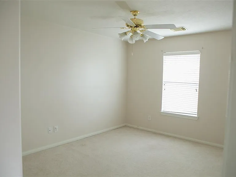 3334 Worthington Dr — Photo 11