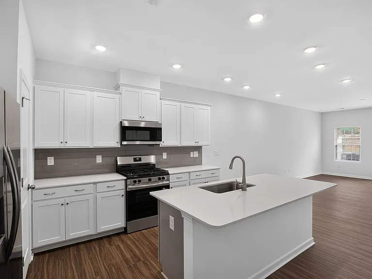 115 Holly Oak Ct — Photo 9