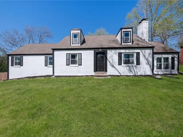 718 NE 42nd Ter, Kansas City, MO 64116