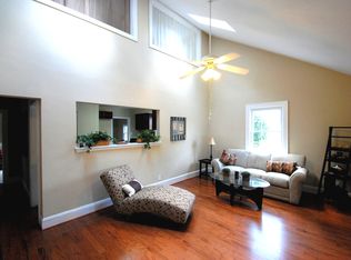 3713 Craven Cir, Norfolk, VA 23513