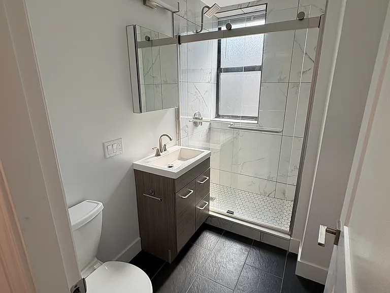 447 Park Dr #11 — Photo 6