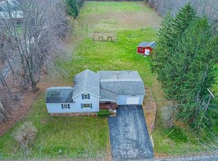 7382 Hoffman Rd, Appleton, NY 14008