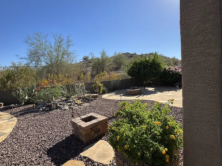 18391 W Verdin Rd — Photo 15
