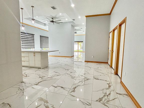5th image of 412 Soubirous Rd