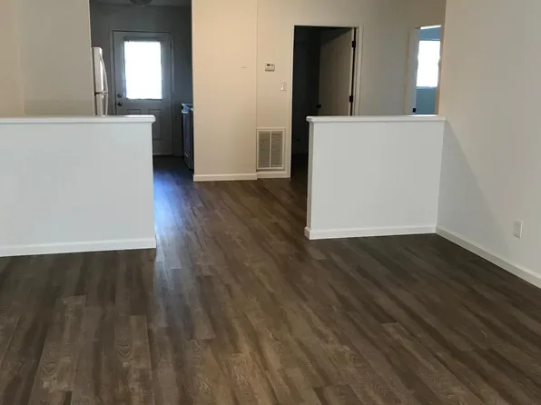 404 S Spillman St, Marion, IL 62959