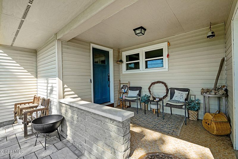 3rd image of 1471 Van Hoesen Road