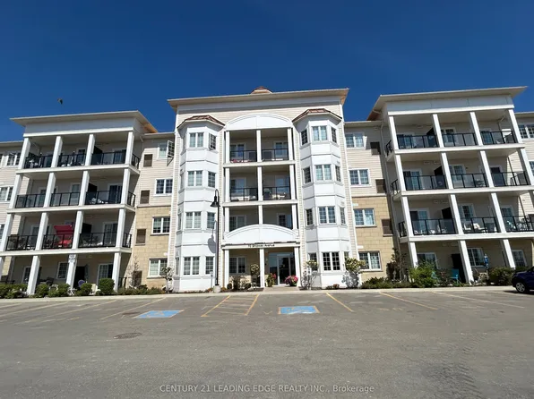 70 Shipway Ave #108, Clarington, ON L1B 0V7