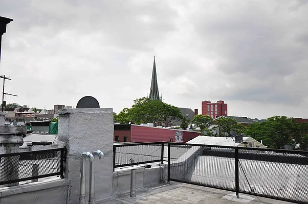 Rented by Premier Metro Realty Corp | media 44