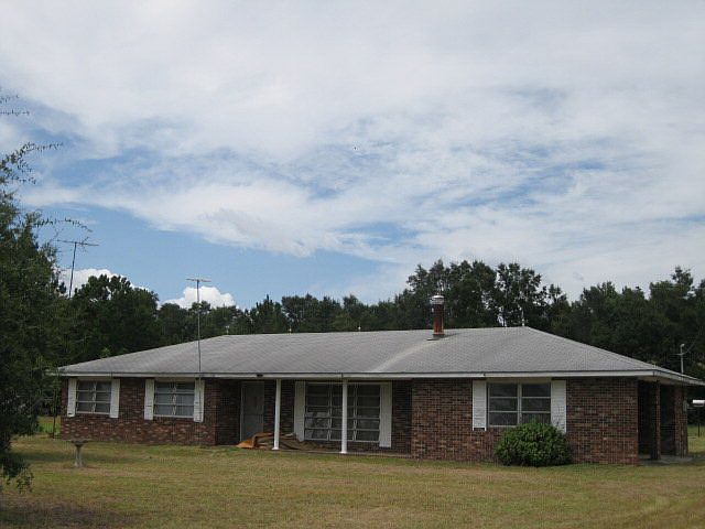 1st image of 1283 NE Maryann Prescott Rd