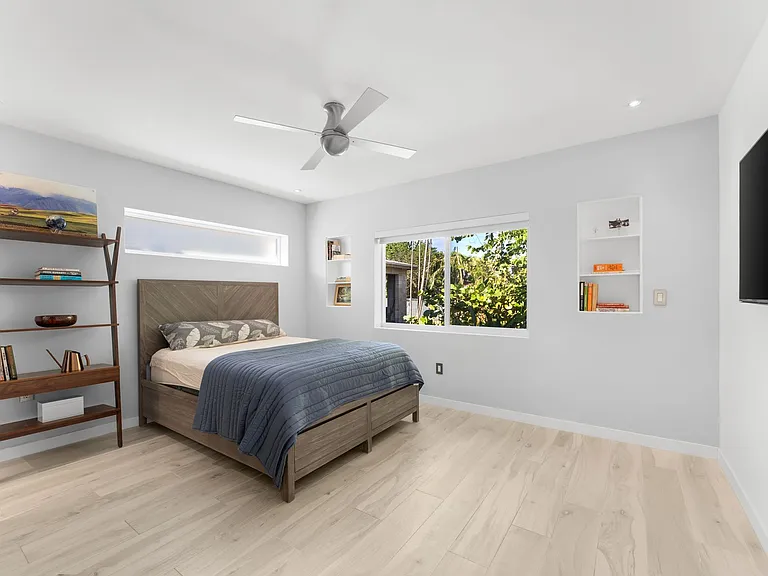 7901 Noremac Ave — Photo 13