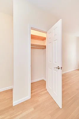 Rented by Living New York | media 7