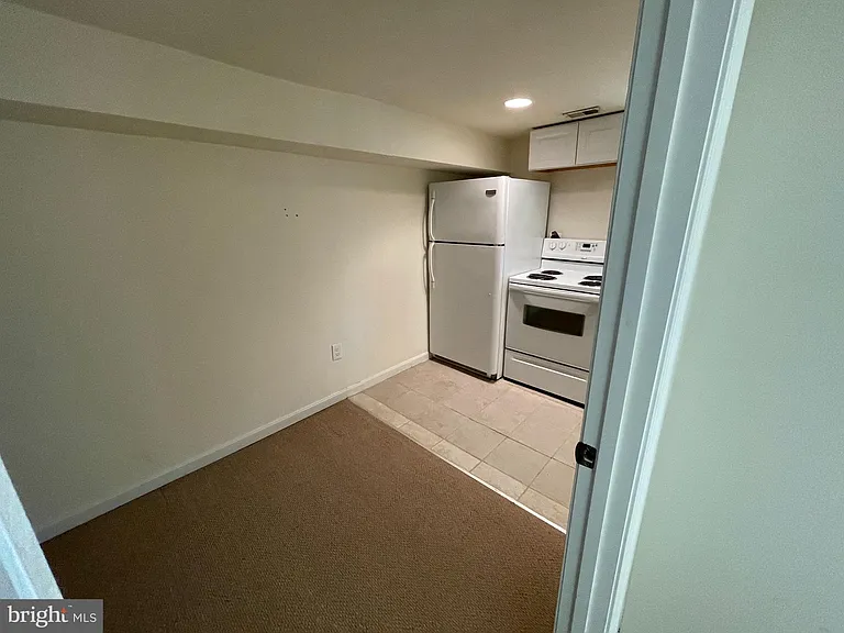 514 Columbia Rd NW — Photo 29
