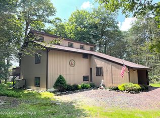 78 Ingrid Dr, Clifton Township, PA 18424