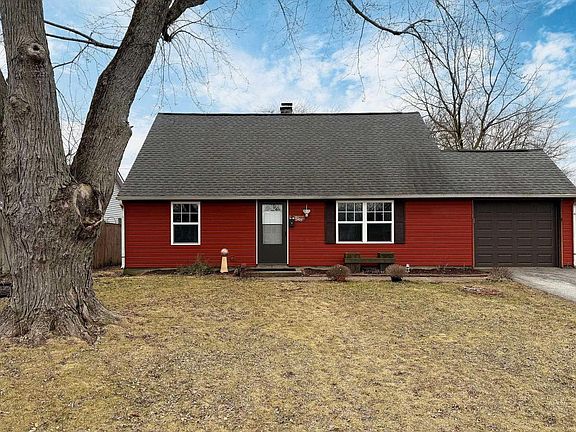 2nd image of 2005 Crowfoot Dr